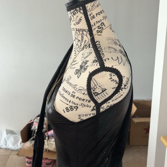 SEXY BLACK SHIMMER ONE SHOULDER DRESS - Picture 5 of 8